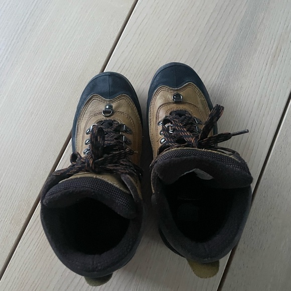 Sorel women’s size 9 hiking boots, hiking boots for ladies size 9 - Picture 6 of 6